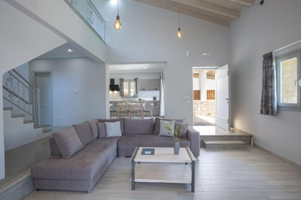 Panoutsis Villa - Sivros Lefkada エクステリア 写真