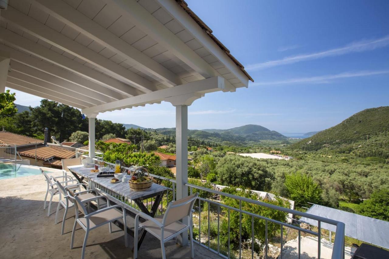 Panoutsis Villa - Sivros Lefkada エクステリア 写真