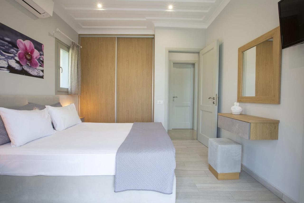 Panoutsis Villa - Sivros Lefkada エクステリア 写真