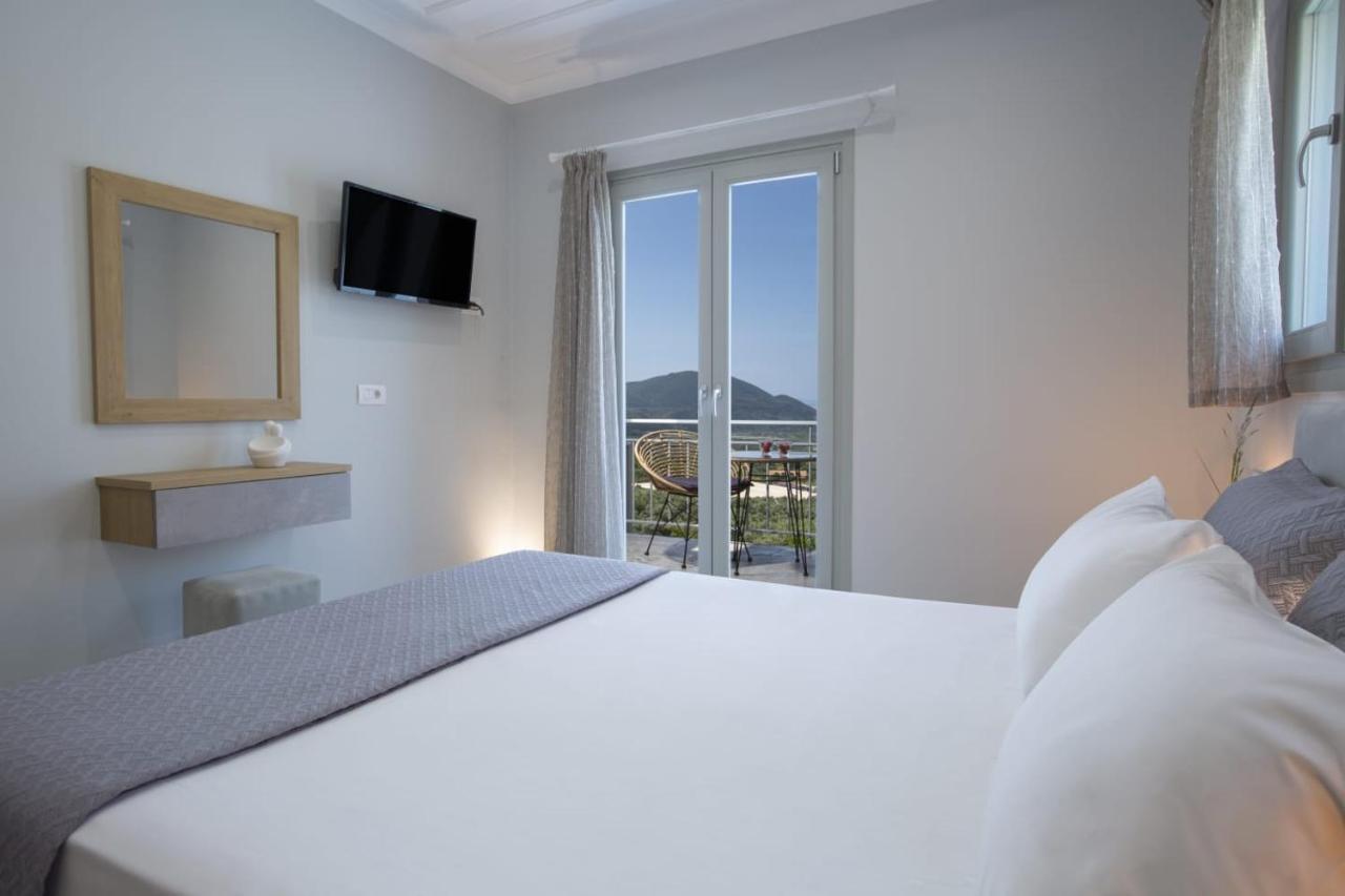 Panoutsis Villa - Sivros Lefkada エクステリア 写真