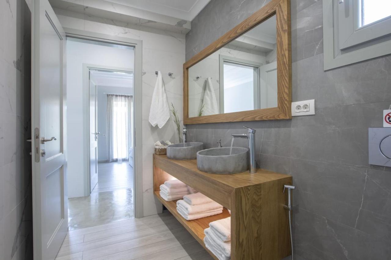 Panoutsis Villa - Sivros Lefkada エクステリア 写真